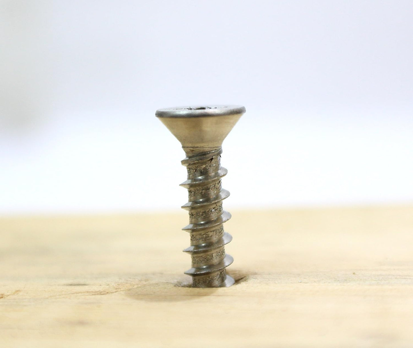 Bolt Dropper 100 Pack #4 x 1in Wood Screw - Stainless Steel Screws with Flat Head Phillips Drive - 18-8 (304) Corrosion-Resistant Screws for Indoor or Outdoor Wood Use