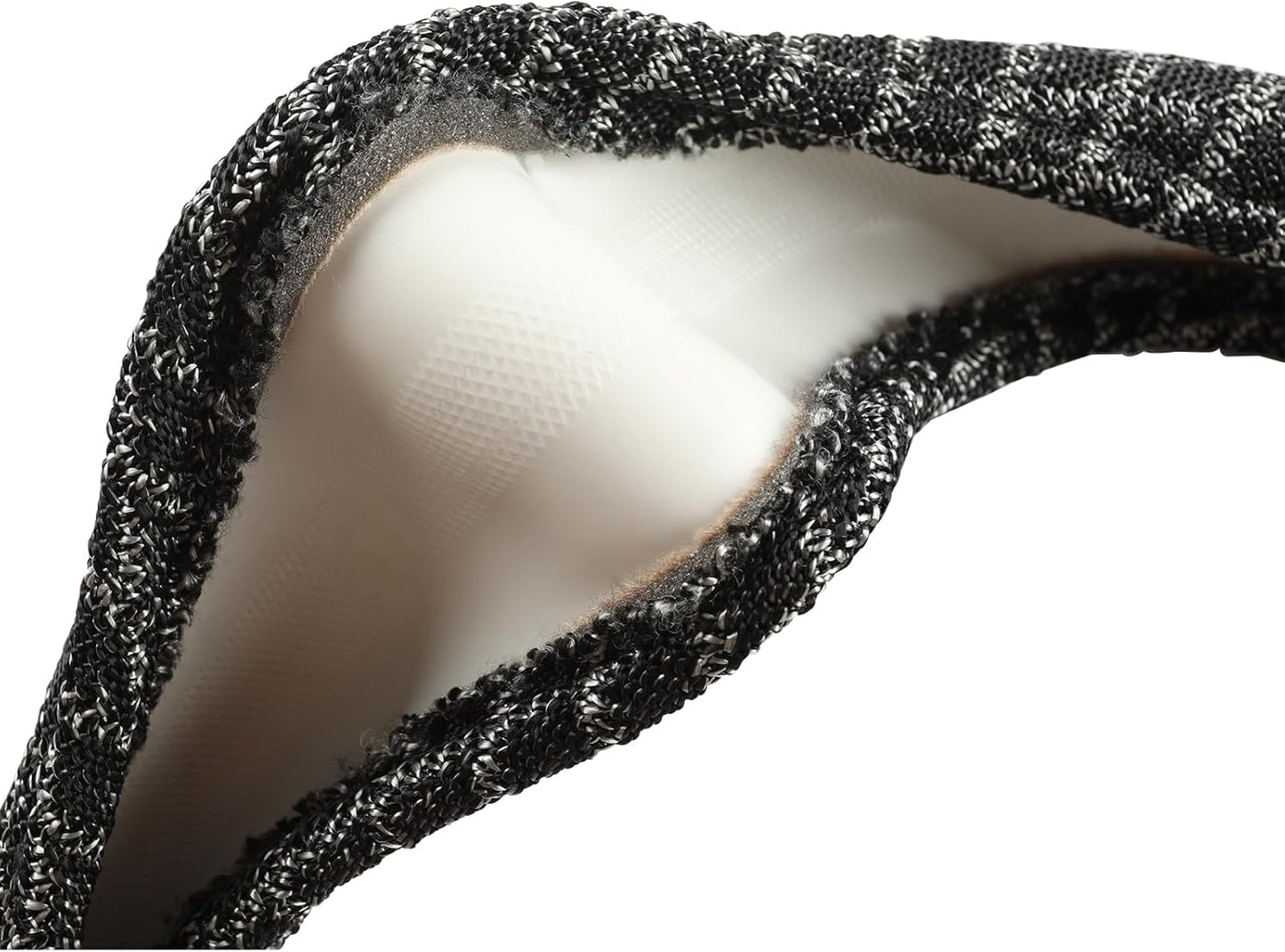 Auto Newer Breathable Steering Wheel Cover Suitable For Four Seasons，Anti-Slip Design，Odorless，Easy Carry Unviersal Fit for Truck SUV Sedans Vans,Interior Accessories Standard Size[14" 1/2-15"]（Black）