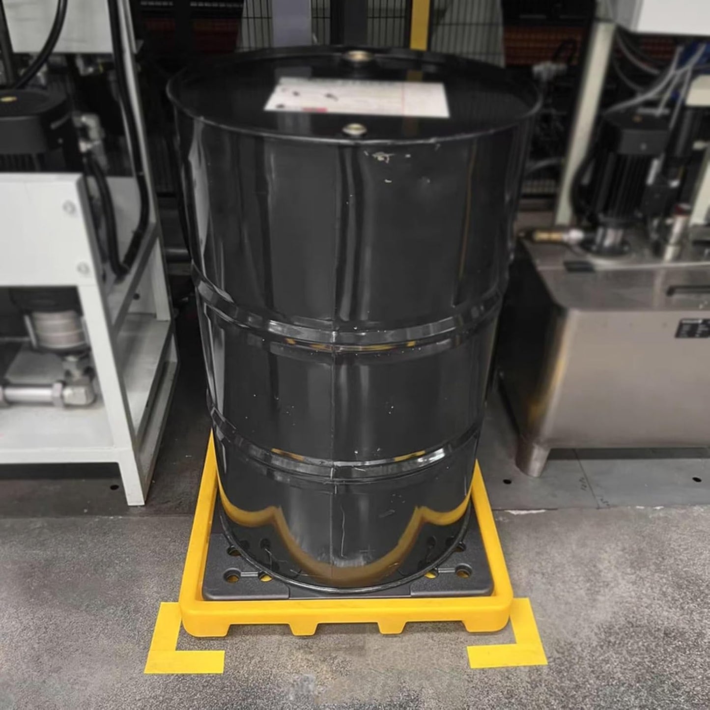 2 Drum Containment Spill Pallet, Polyethylene Low Profile Paint Bucket Tray, Industrial Garage Storage Detachable Shipping Leakproof Platform (Color : Yellow-2 Pack, Size : 26.6"x26.6"x5.9"
