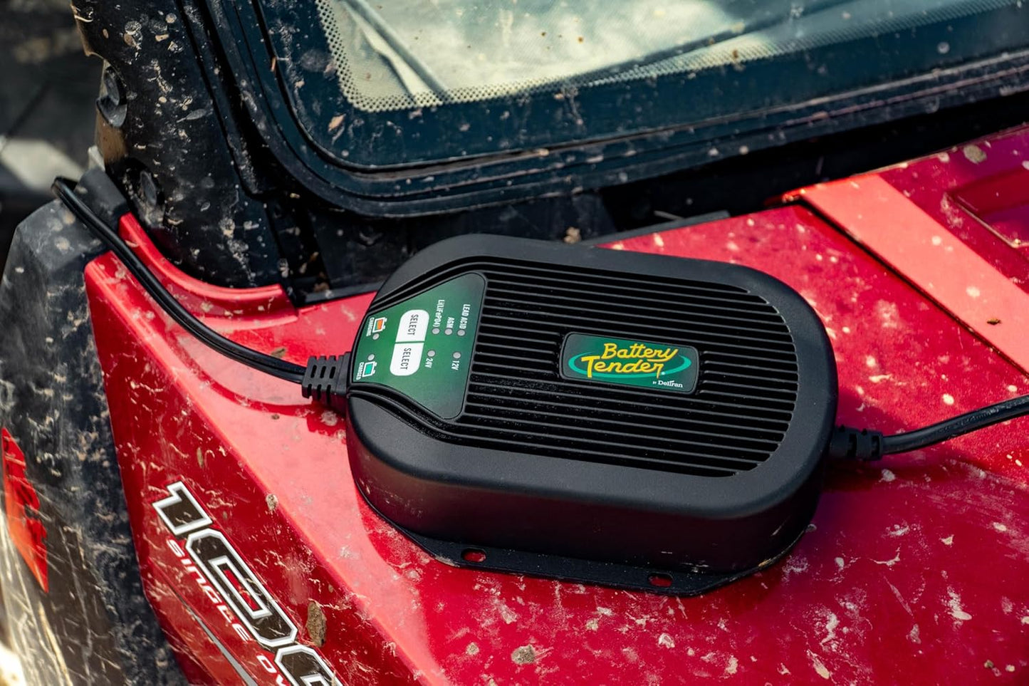 Battery Tender 5 AMP Selectable 12V / 24V Battery Charger and Maintainer - Switchable 5 AMP / 2.5 AMP Onboard Marine for Boat Watercraft - Screw Mountable Heavy Duty Weather Resistant - 022-0258-DL-WH